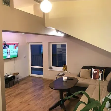 Mansard Underneath The Stars * Pripek