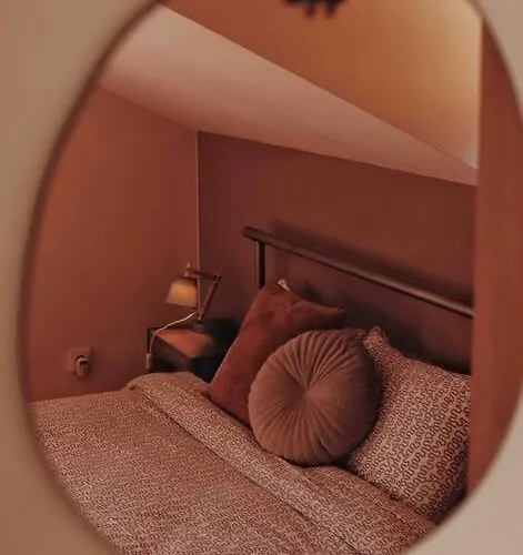 Mansard Underneath The Stars Appartement